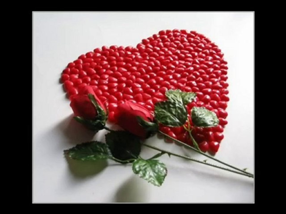 Gelinliğinle gel bir kuğu gibi - Gani Kürklü