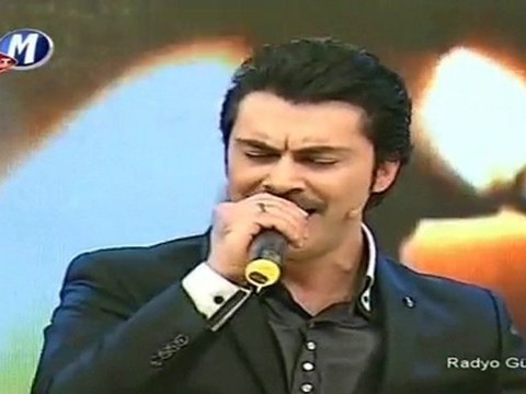 Oktay Bora Ertuğrul £££ BEN DE ŞU DÜNYAYA GELDİM GELELİ