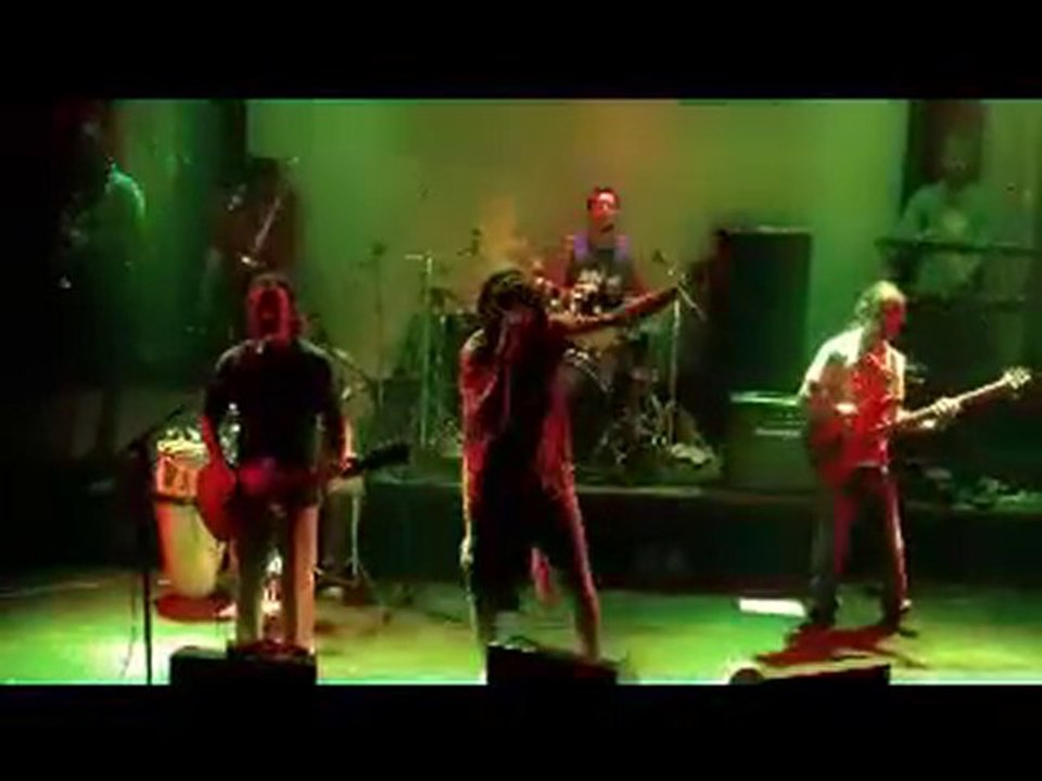 Mama Perfecta - LA QUEJA CASA BABYLON JUNTO A DALE ROSKA