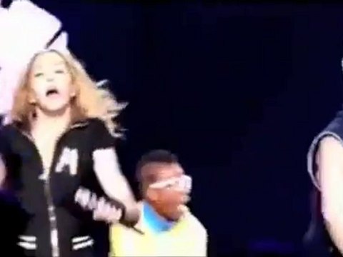 Holiday (Dubtronic Celebration Remix 2)