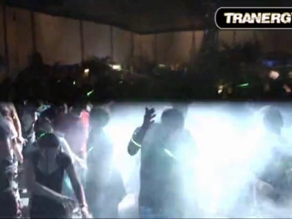 TECHNOCLUB OPEN AIR 2010 'DANCE FOR LOVE'