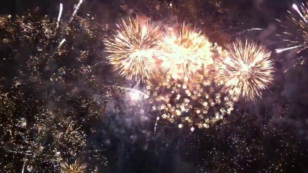 Presque final du feu d'artifice de Sion 2010