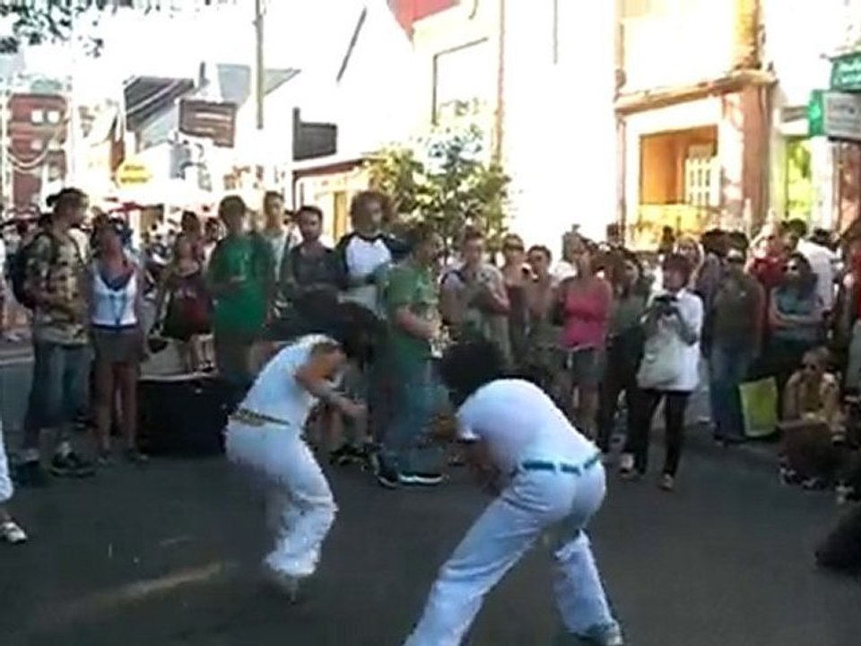 Pedestrian Sunday - Ladies Capoeira