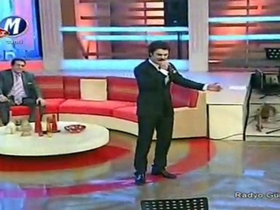 Oktay Ertuğrul £££ GİDEREM YOLUM DAĞDI (AMAN AYŞE)