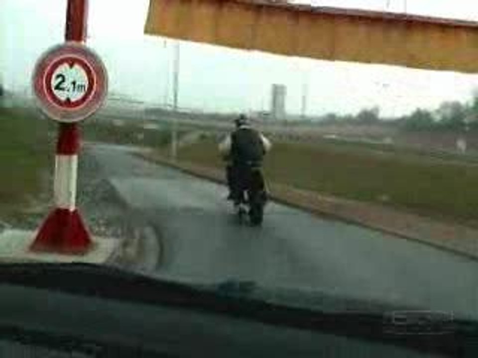 attention police