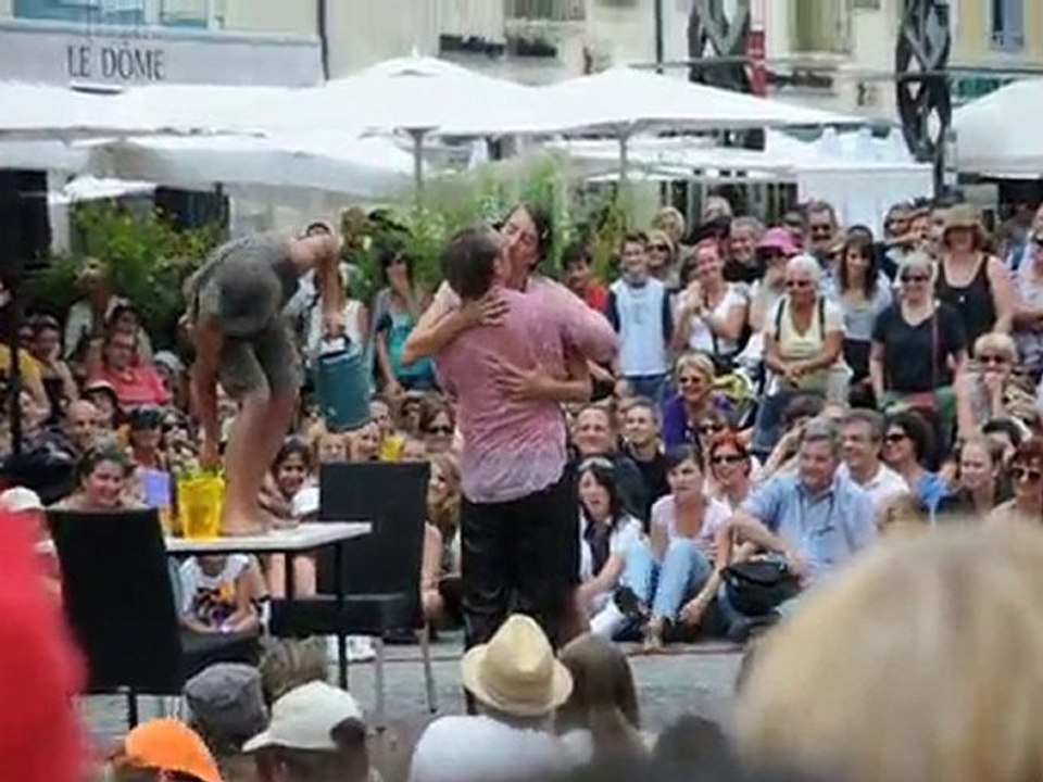 CHALON SUR SAONE 26 JUILLET 2010 Spectacle dans la rue