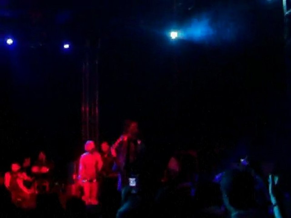 Başkent Üniversitesi/Demet Akalın-Seven Kızın Romanı (Canlı)