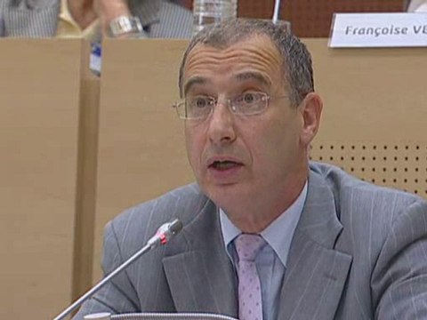 21/04/10 - 2b - Philippe Eymery sur Calais Port 2015