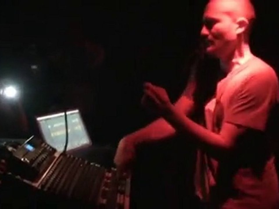 Paul Kalkbrenner @ Dome 09 part2