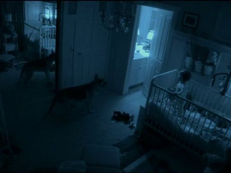 Paranormal activity 2 - teaser tráiler en castellano