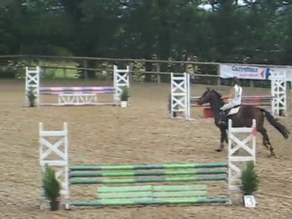 anne vanet et suez d'elpegere cycle libre gueret C L 4ans