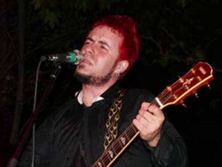 EmRe aYdıN - HoŞçaKaL