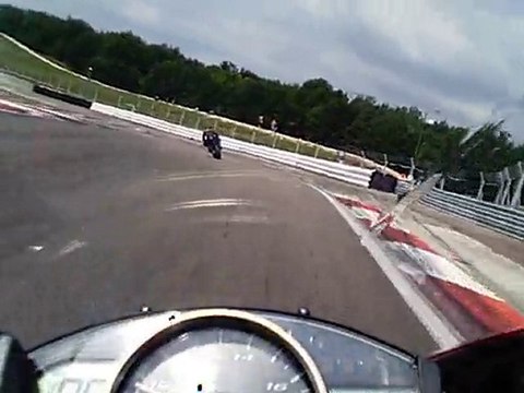 25 Juillet 2010 Circuit Dijon Prenois en R6 2006