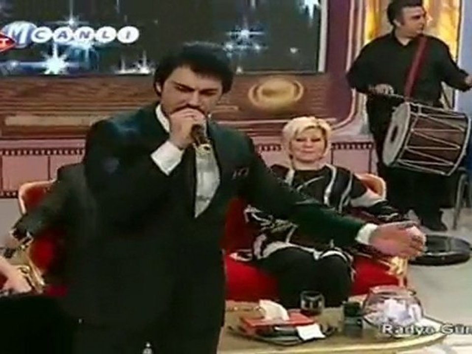 Oktay Bora Ertuğrul £££ ZEYTİN YAPRAĞI YEŞİL