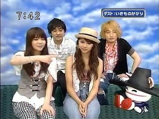 saku2 100728 2 ゲストはいきものがかりの皆さんです。3/5