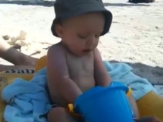 Victor,encore à la plage