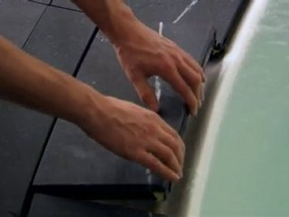 Teuco, principe de fonctionnement de la baignoire à débordement, avec salle de bain design MONTANARO