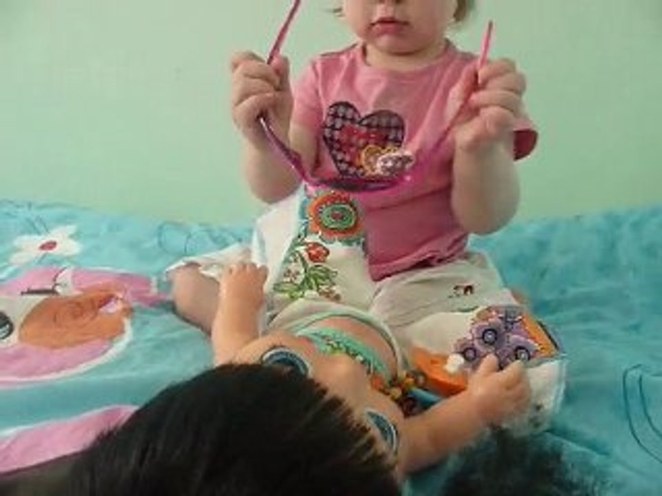 Ma tite raleuse d'amour lol mdr ! :)