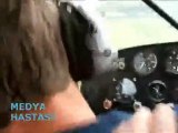 Pilot Şakası - MEDYA HASTASI