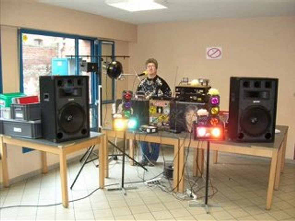 CLICHY BANDITS - CRIQUETS GROOVE (la chatte à Mireille) 2010