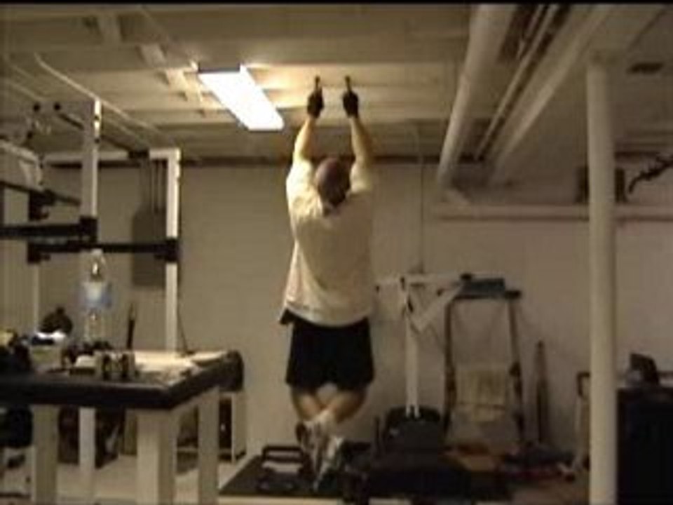 C-Clamp Pull-Ups - How to work back at home with no ...