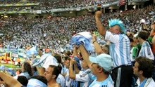 Argentina-Mexico, Argentine supporters.