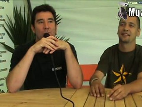 Interview des Super Héros // Festival aux zarbs @ Auxerre