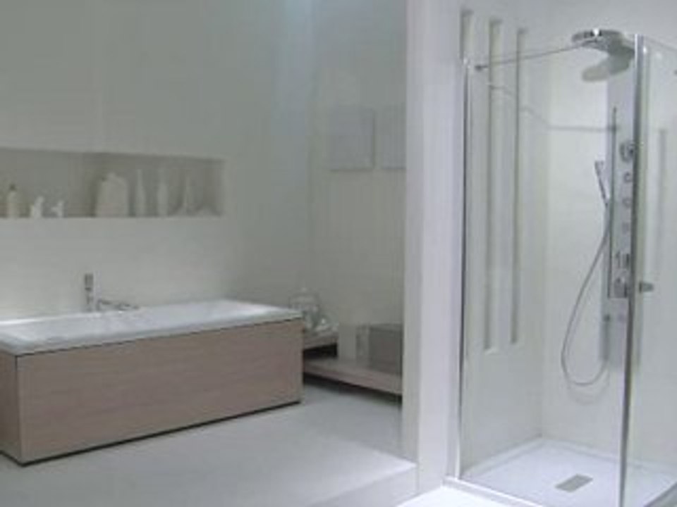 Concept Teuco Wilmotte B, avec salle de bain design MONTANARO