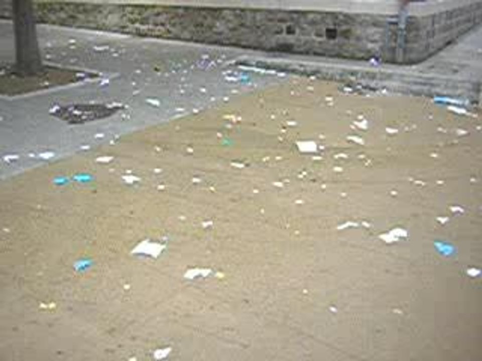 Devant le College amiral lejeune