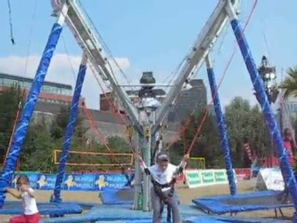 Trampoline