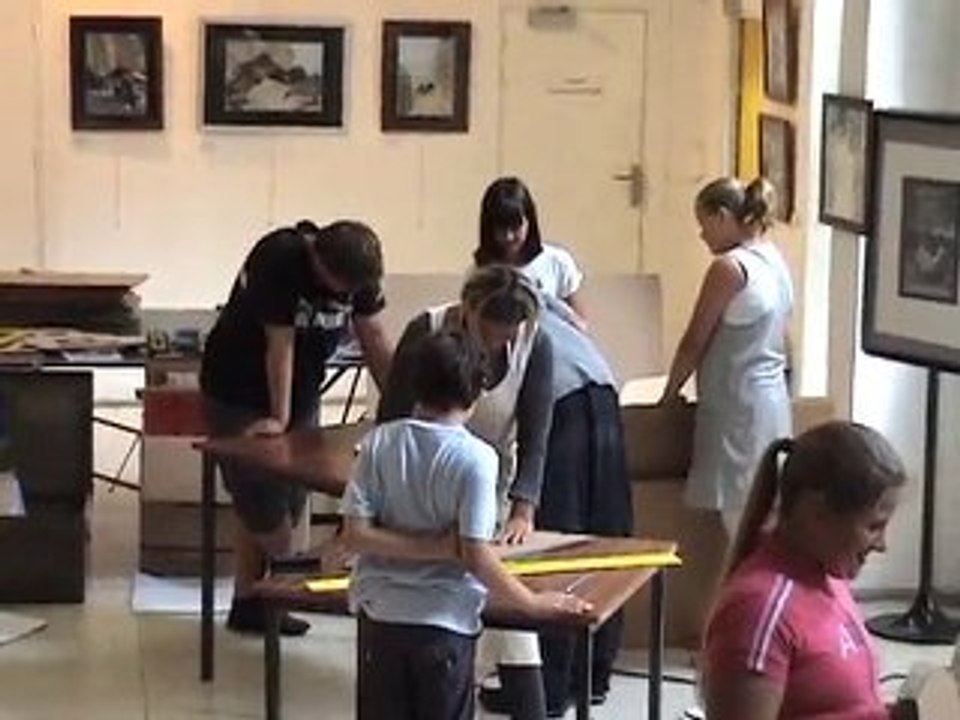 Fabrication de meubles en carton épisode 01