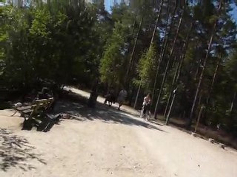 Juillet 2010 - Center Parc - Lucile au trot sur Caline