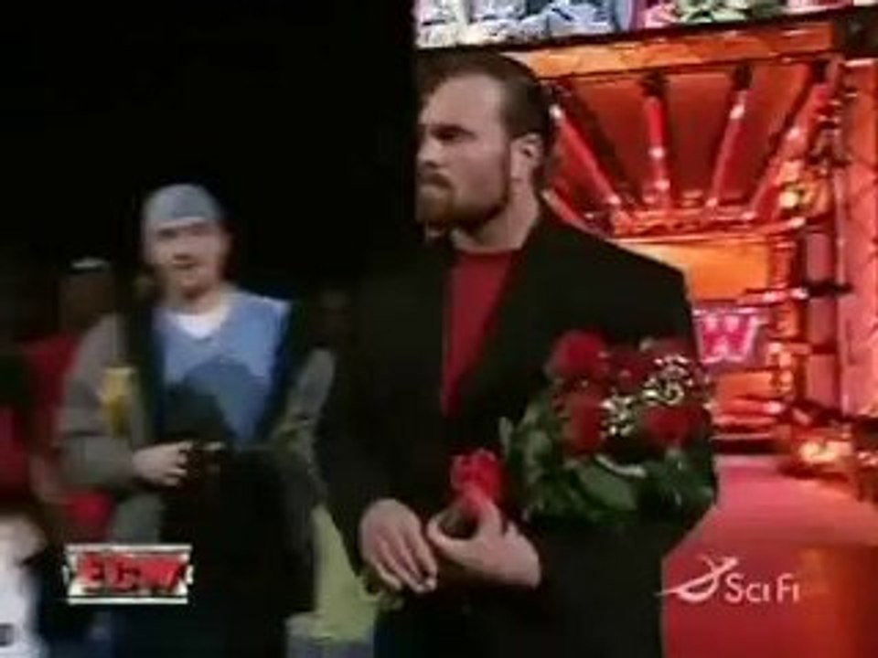 Kelly Kelly vs Ariel