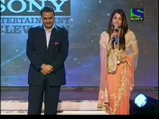 Aishwarya recieves Gr8! Women award for Global Recognition