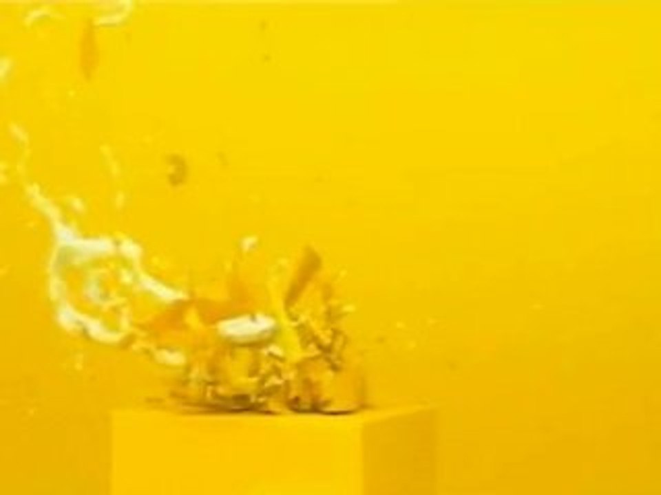 Cortinilla-taza de NITRO (Cuarto canal de Antena 3)