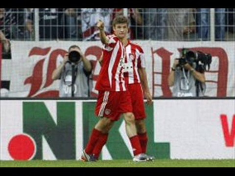Bayern Munich 2-0 Schalke Mueller, Klose scored