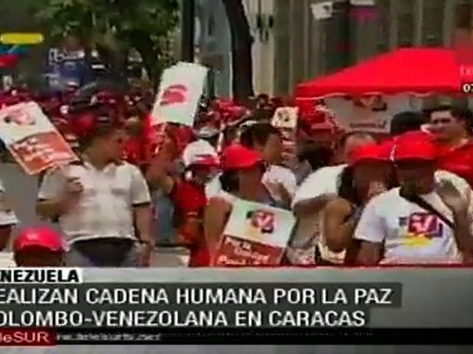 Colombianos y venezolanos hacen cadena por la paz en Caracas