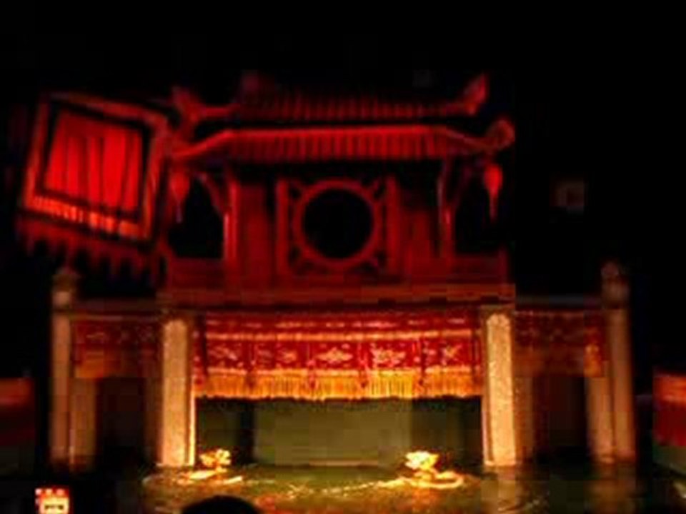 Spectacle de marionnettes a Hanoi 1