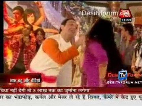 Saas Bahu Aur Betiyan [Aajtak News] - 30th July 2010 - Part2