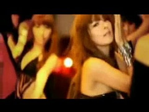 Chae Yeon-채연-feat.DJ Koo&Kim Gun Mo-Shake MV