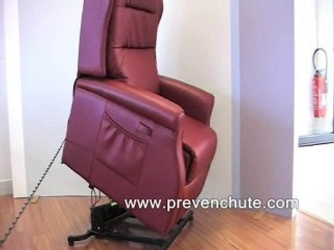 Fauteuil-inclinable-Madison-Plus-cuir-bordeaux-invacare