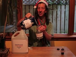 How to make a natural all purpose cleaner