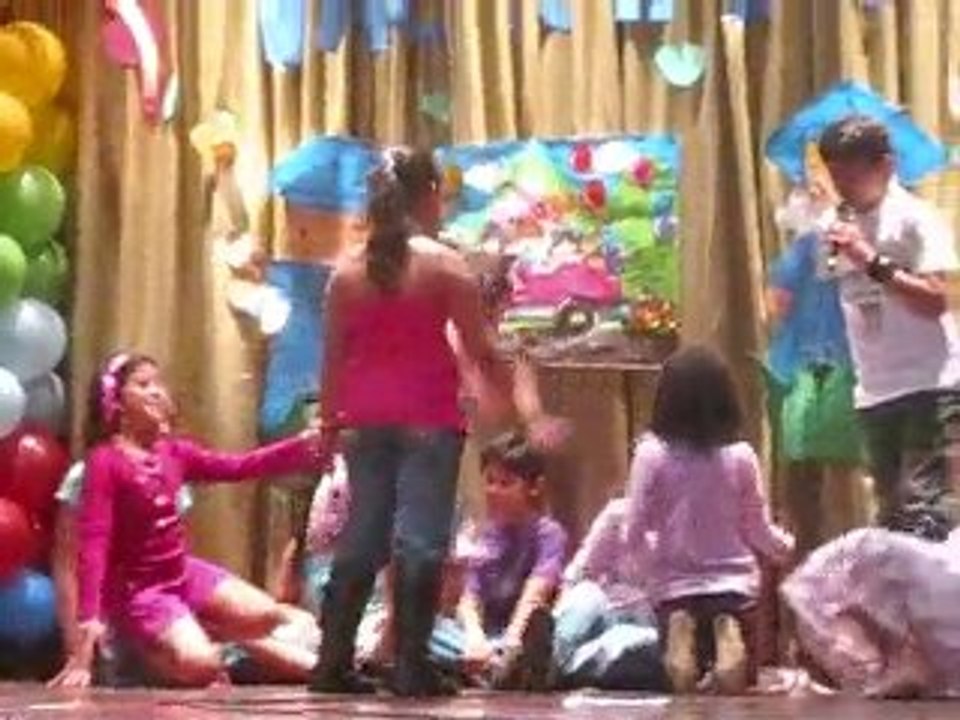 Teatro Infantil en el Acto Cultural 2010 del Colegio Betania
