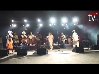 le chanteur céleste Salif Keita a fait vibrer le Campo Santo
