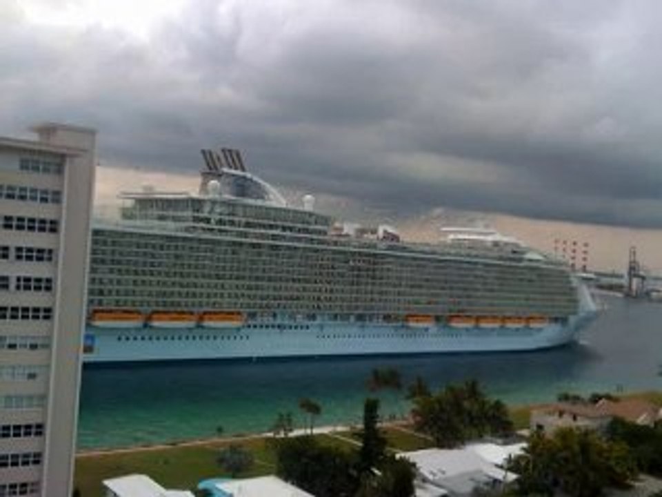 Concrete Floor Staining West Palm Beach FL 561