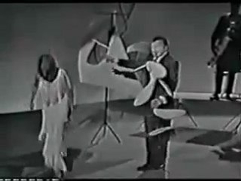 Abbe Lane & Xavier Cugat - Malagueña Salerosa / Latin Twist