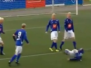 - Golü Attı Ve Bakın Ne Yaptı.. ! xD [HQ