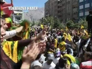 Demirtaş Hakkarililerden Boykot istedi