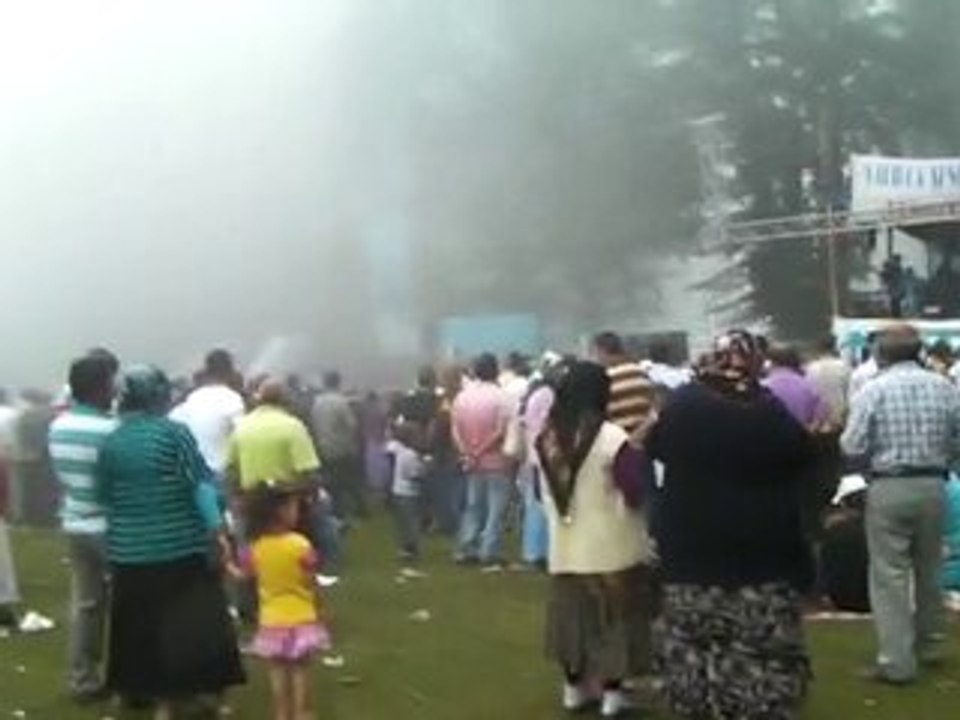 SAMSUN ELMAÇUKUR KÖYÜ YAYLA ŞENLİĞİ 2010 part 15