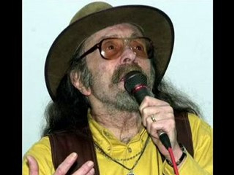 Cem Karaca - Bir Of Çeksem
